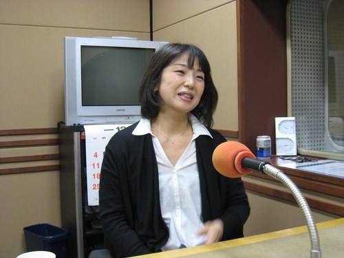 安達奈緒子