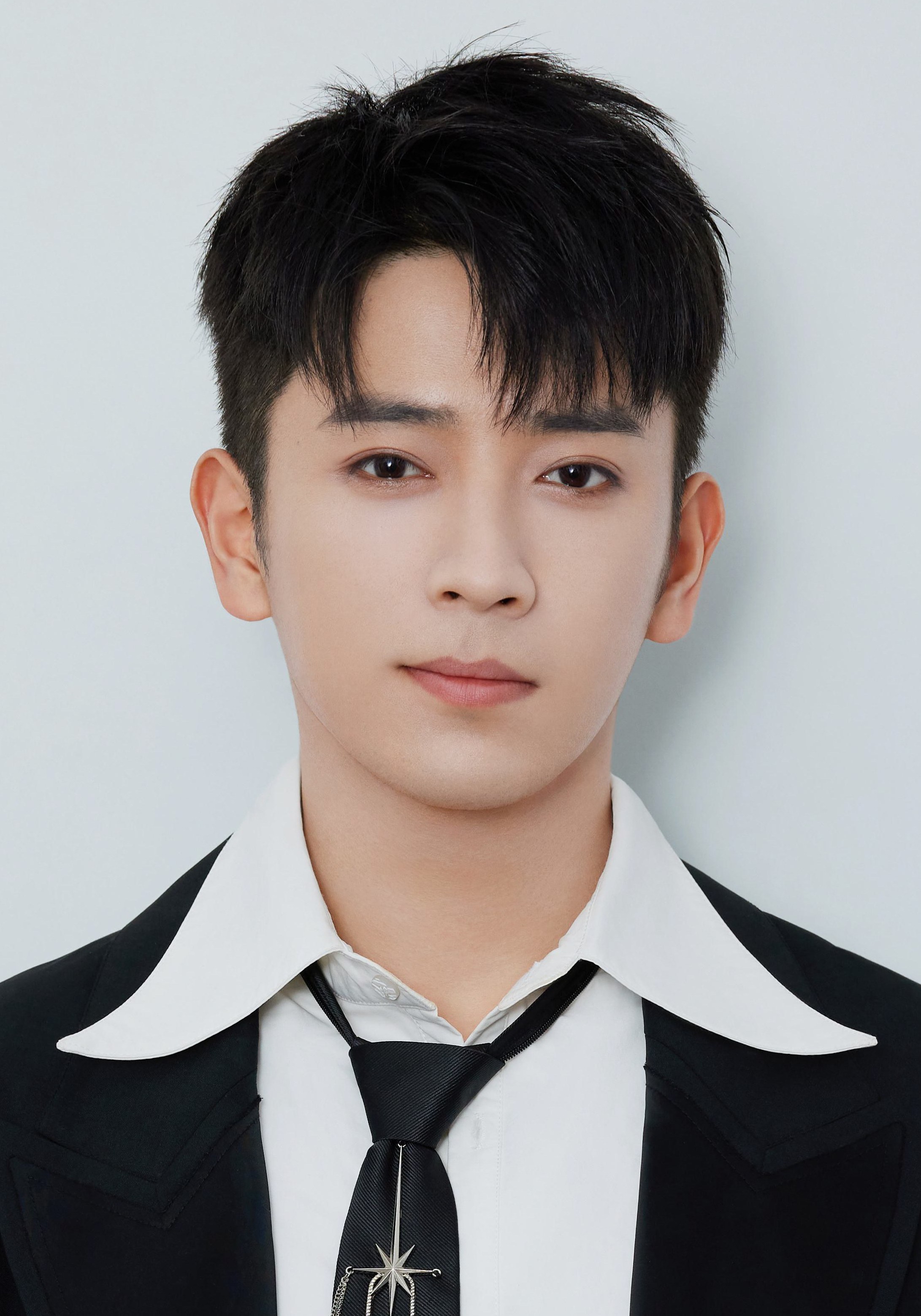Ruoxuan Chen