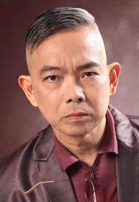 努尔·纳瓦尔