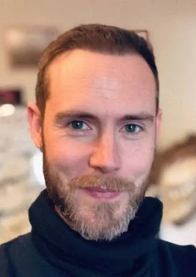 Elliot Dear