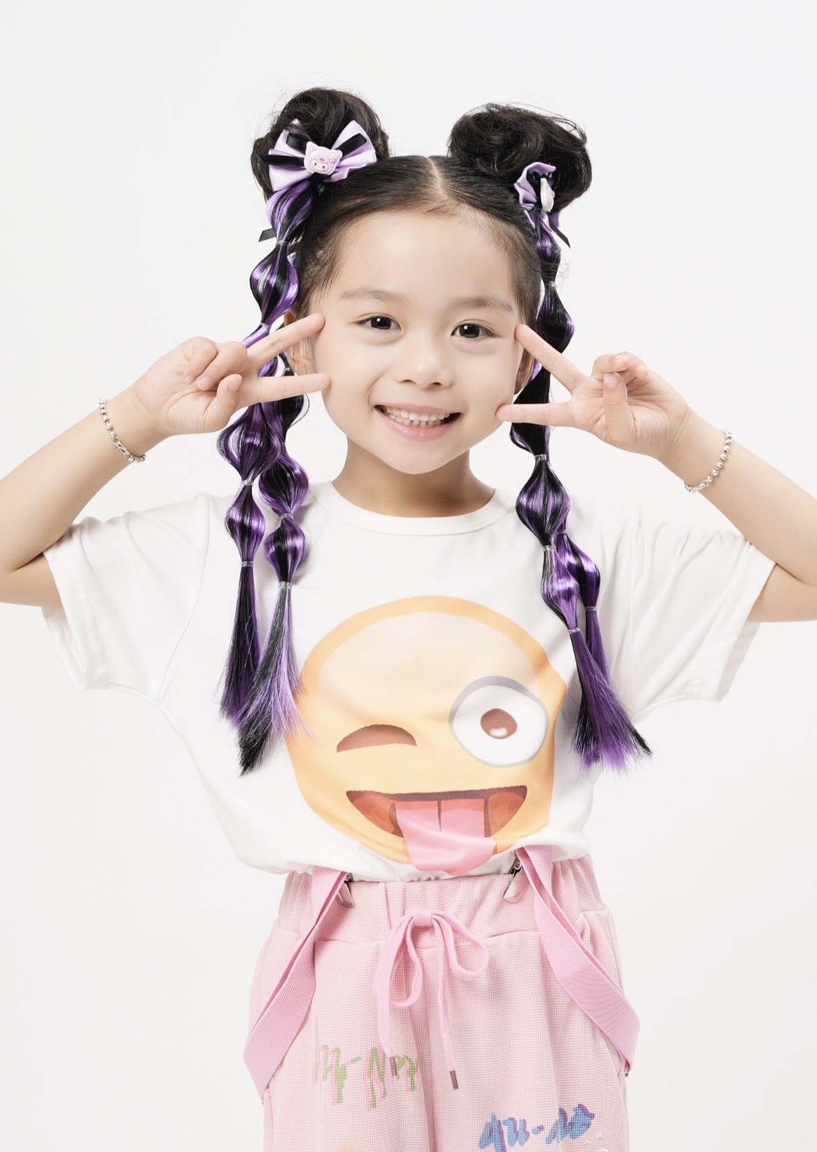 杨依依