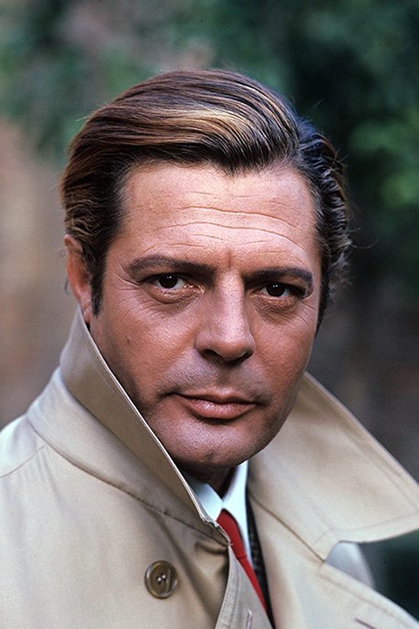 马切洛·马斯楚安尼