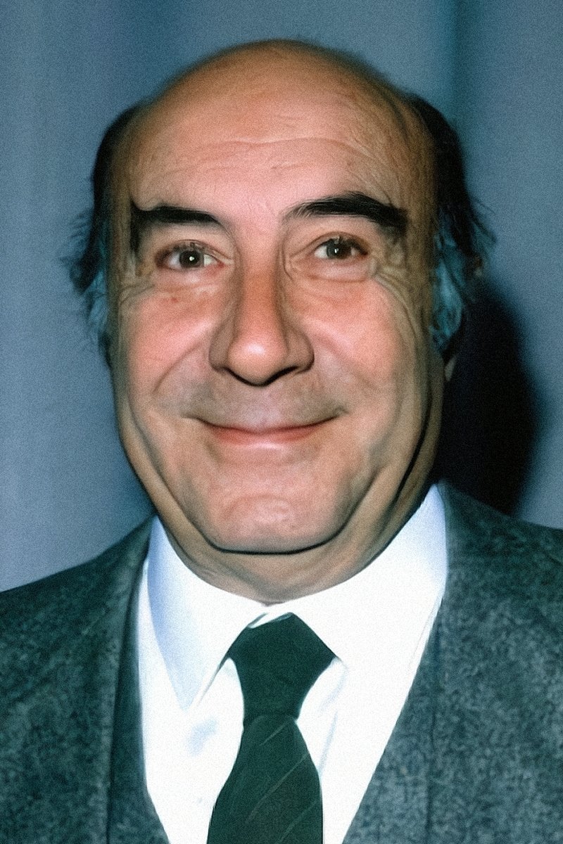 恩佐·卡拉瓦勒