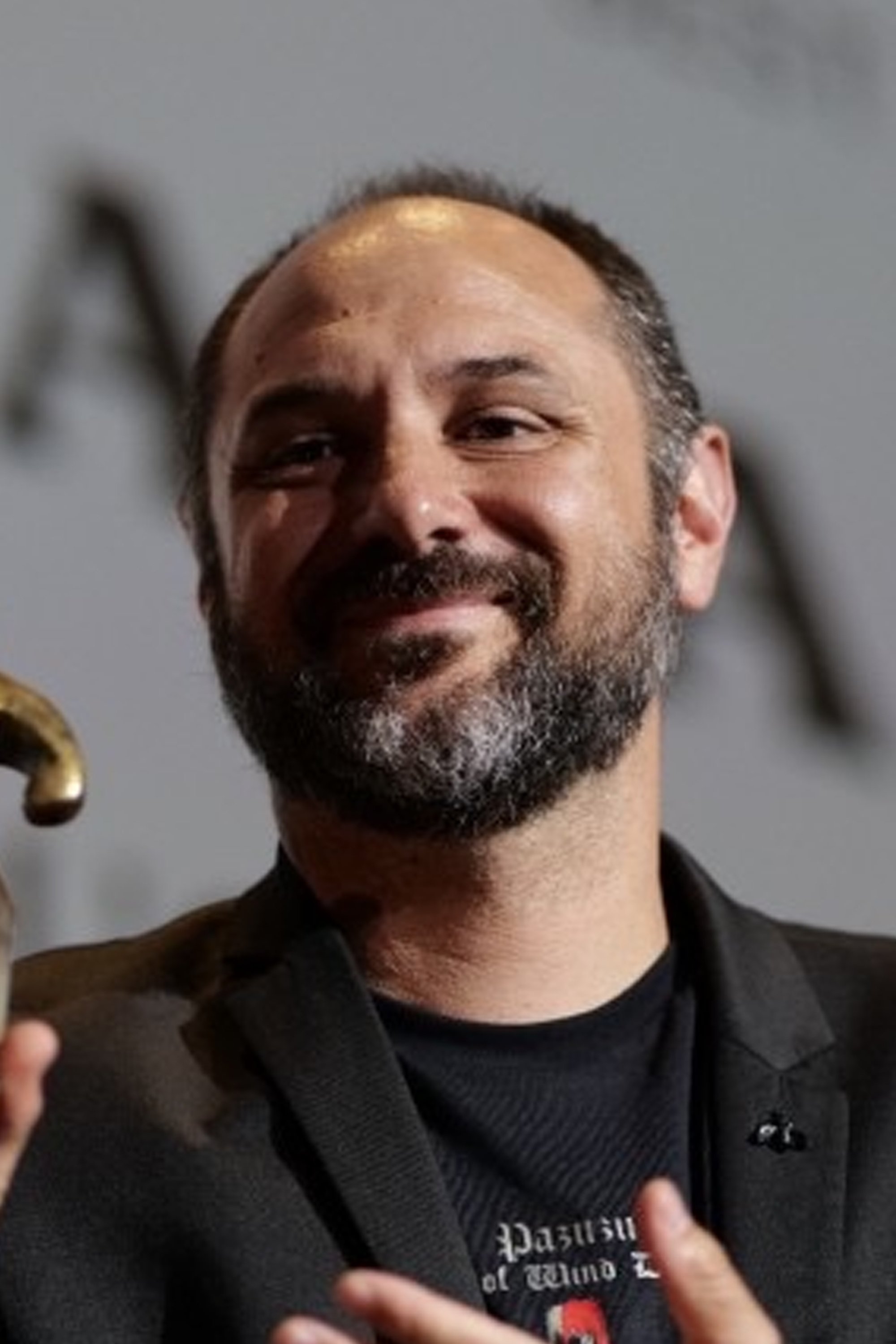 德米安·鲁格纳