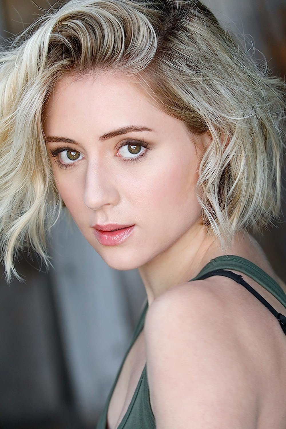 丽兹·布罗德威