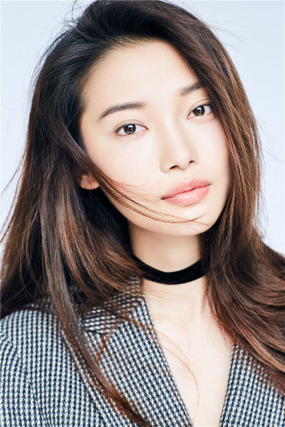 田依桐