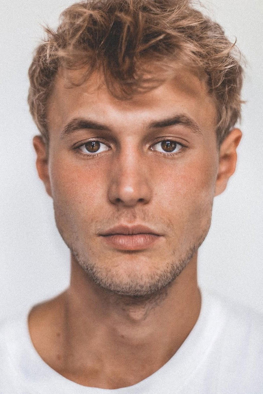 Ludwig Simon