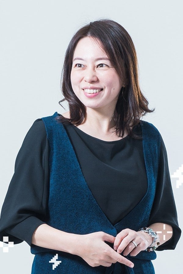 冢原亚由子