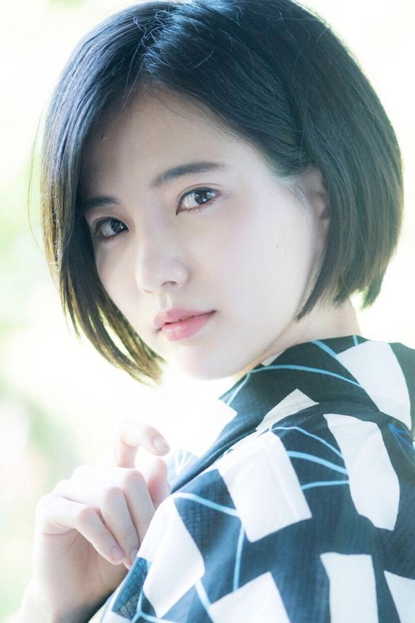 山本亚依