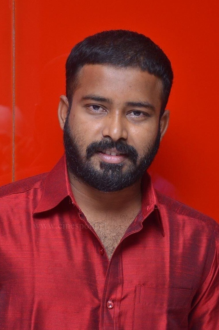 V R Dinesh