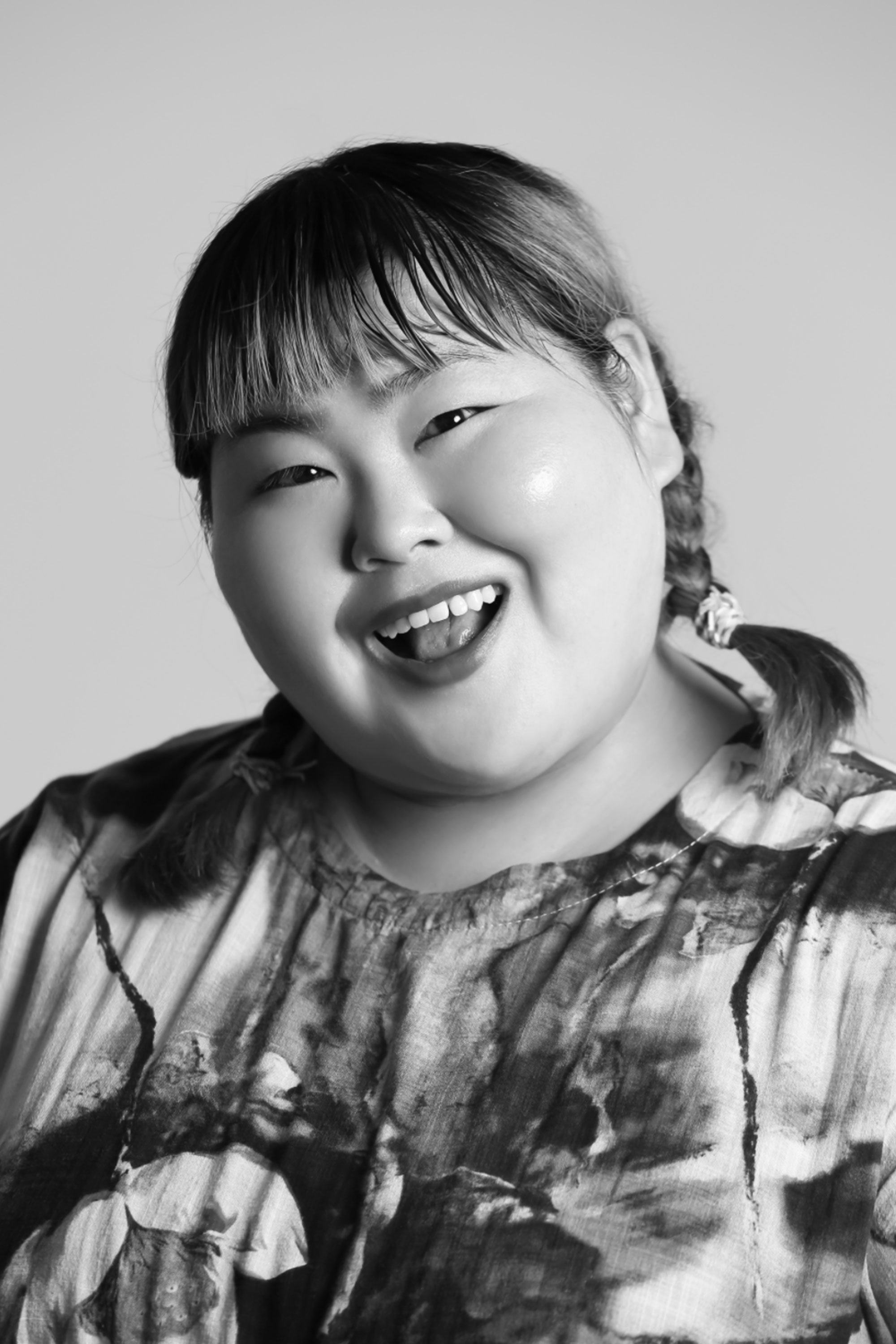 黄美英