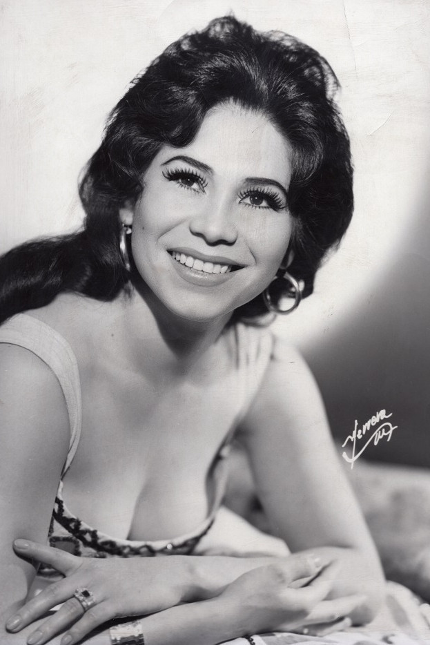 María Elena Velasco