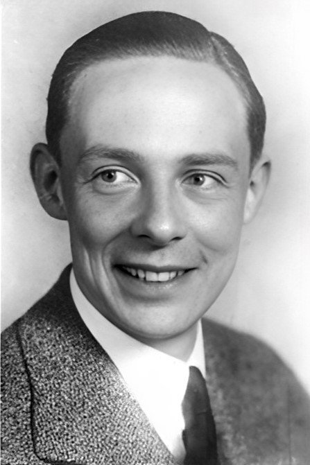 Alec Clunes