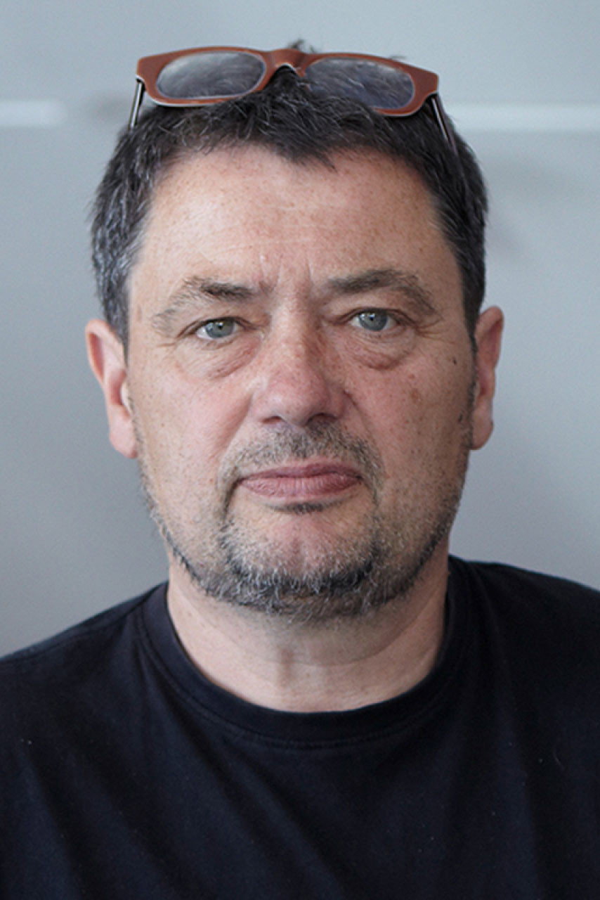 Lutz Dammbeck