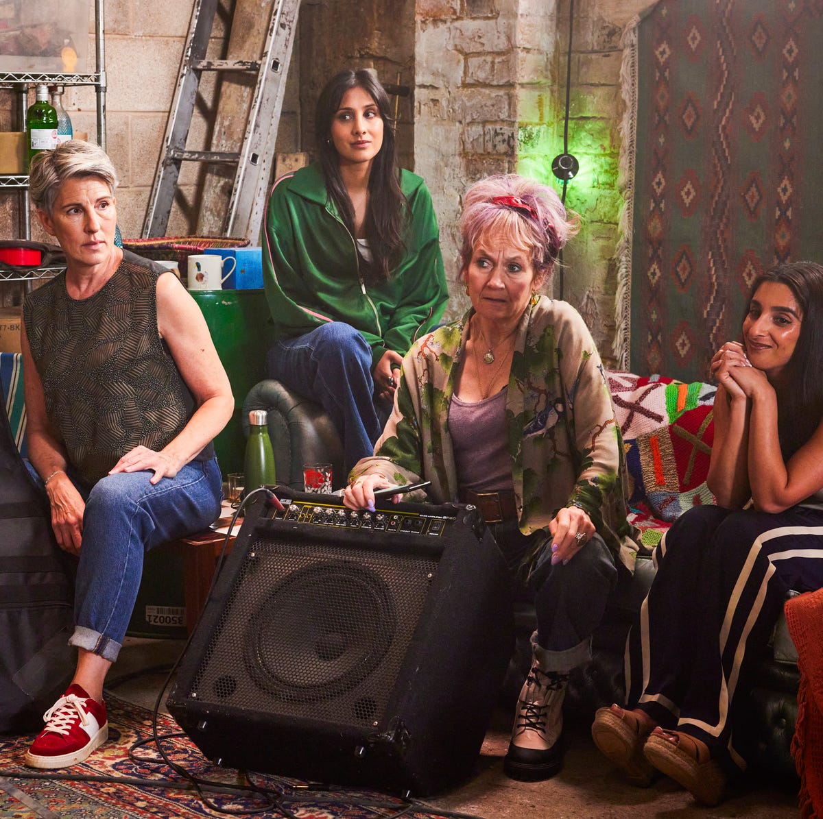 Riot Women (反叛女人)