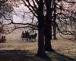 福尔摩斯：驼背人