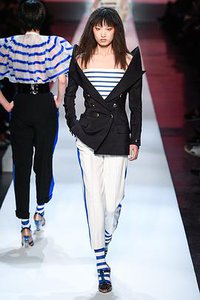 高缇耶2019春夏高级定制秀